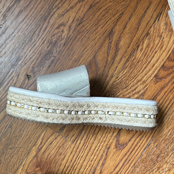 Karl Lagerfeld Platform Sandal - Picture 4 of 8